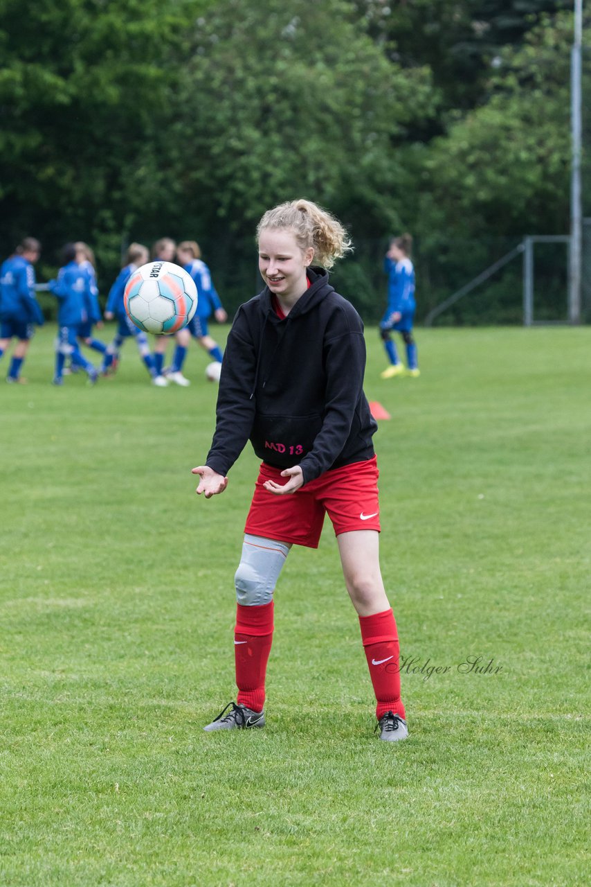 Bild 90 - wCJ SV Steinhorst/Labenz - VfL Oldesloe : Ergebnis: 18:0